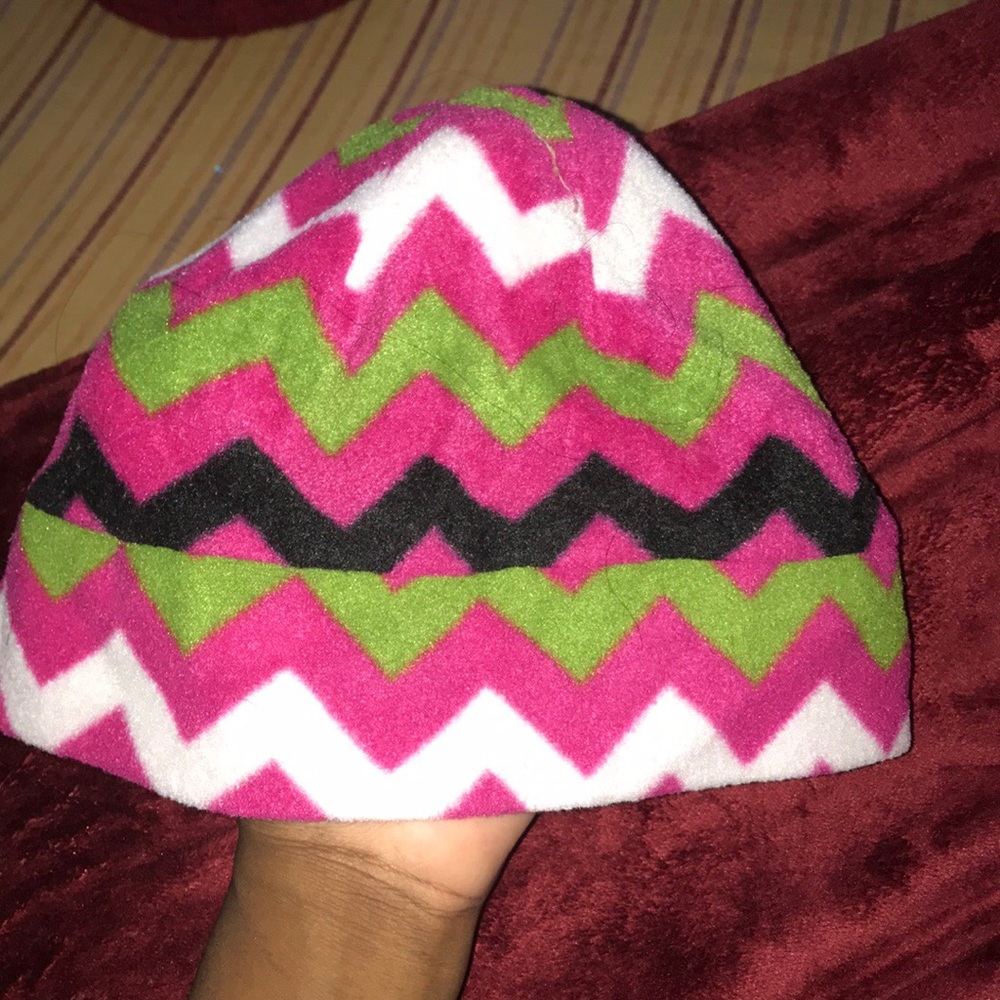 Hat - Picture 2 of 4